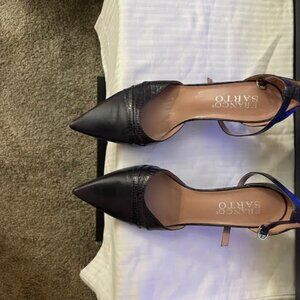 WOMEN SHOES